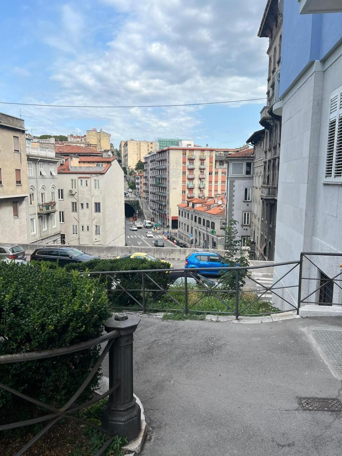Apartament Casa Alice A 2 Passi Dal Centro 55 Mt 2 Triest Zewnętrze zdjęcie